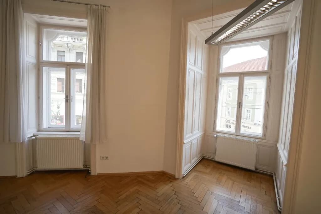 4-Zimmer-Gewerbeimmobilie mieten in Wien – 149 m², € 2.929 – Bild 2 von 11