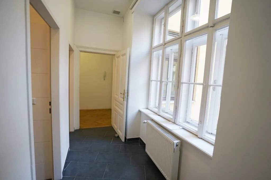 4-Zimmer-Gewerbeimmobilie mieten in Wien – 149 m², € 2.929 – Bild 5 von 11