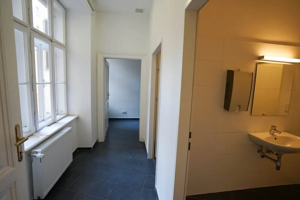 4-Zimmer-Gewerbeimmobilie mieten in Wien – 149 m², € 2.929 – Bild 6 von 11