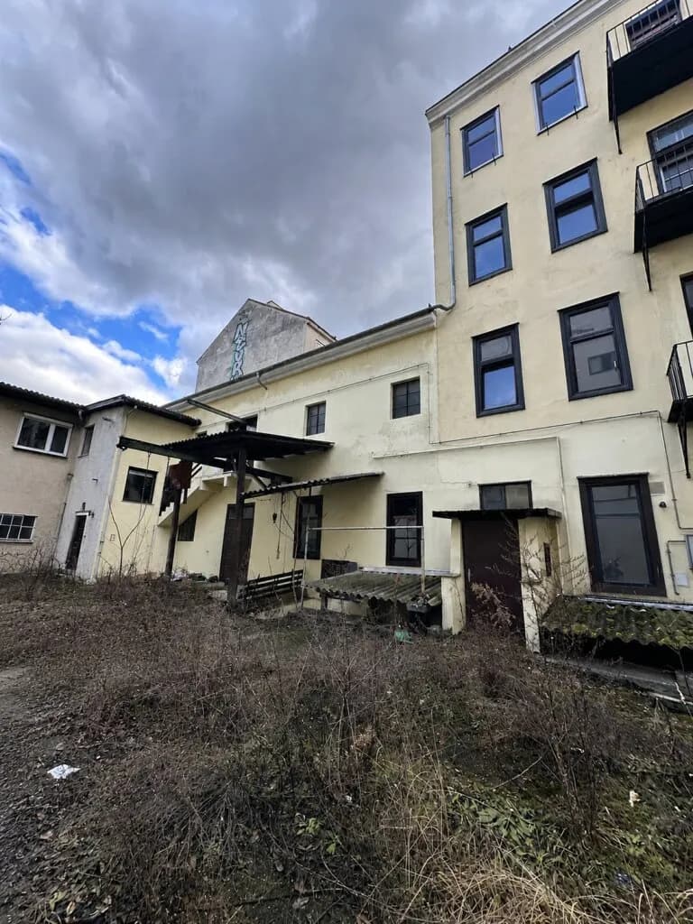 14-Zimmer-Gewerbeimmobilie mieten in Wien – 403 m², € 5.175 – Bild 3 von 8