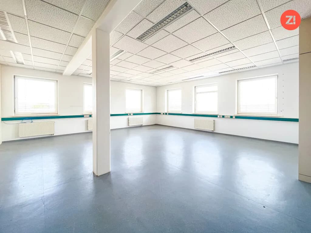Gewerbeimmobilie kaufen in Ried im Innkreis – 9 286 m², € 1.400.000 – Bild 10 von 22