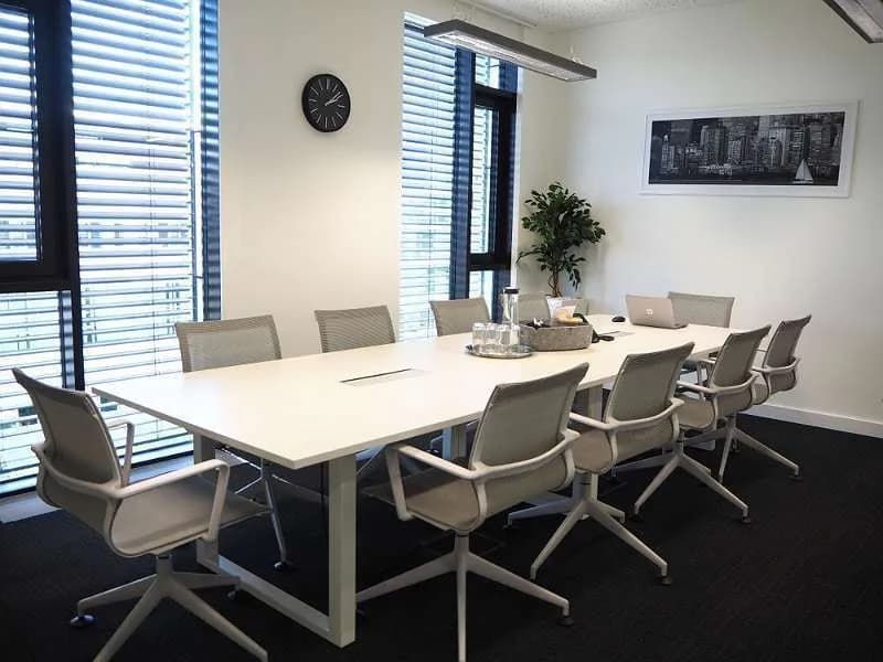 Gewerbeimmobilie mieten in Wien – 300 m² – Bild 2 von 9