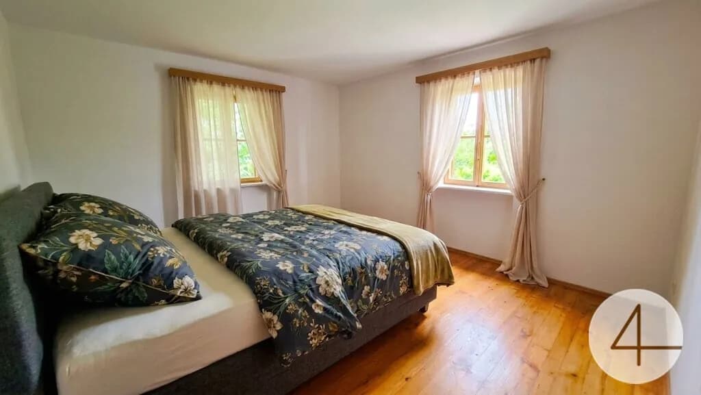 Grundstück kaufen in Grieskirchen – 25 848 m², € 1.290.000 – Bild 2 von 12