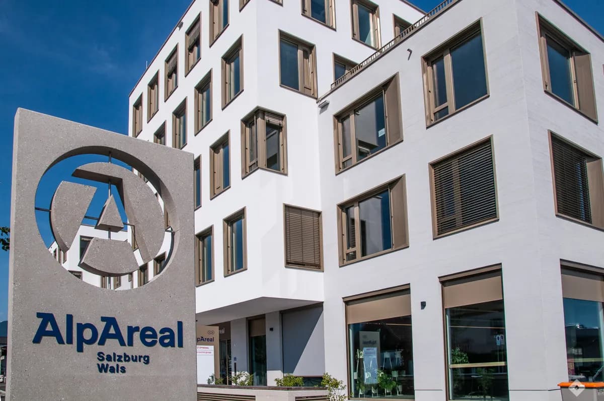 Gewerbeimmobilie mieten in Salzburg-Umgebung – 461 m², € 10.725 – Bild 2 von 9