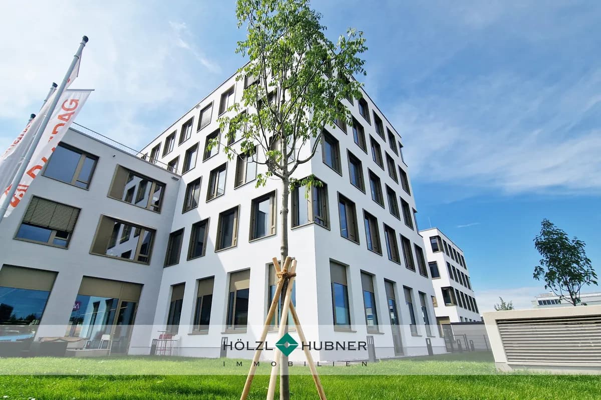 Gewerbeimmobilie mieten in Salzburg Stadt – 704 m², € 15.664