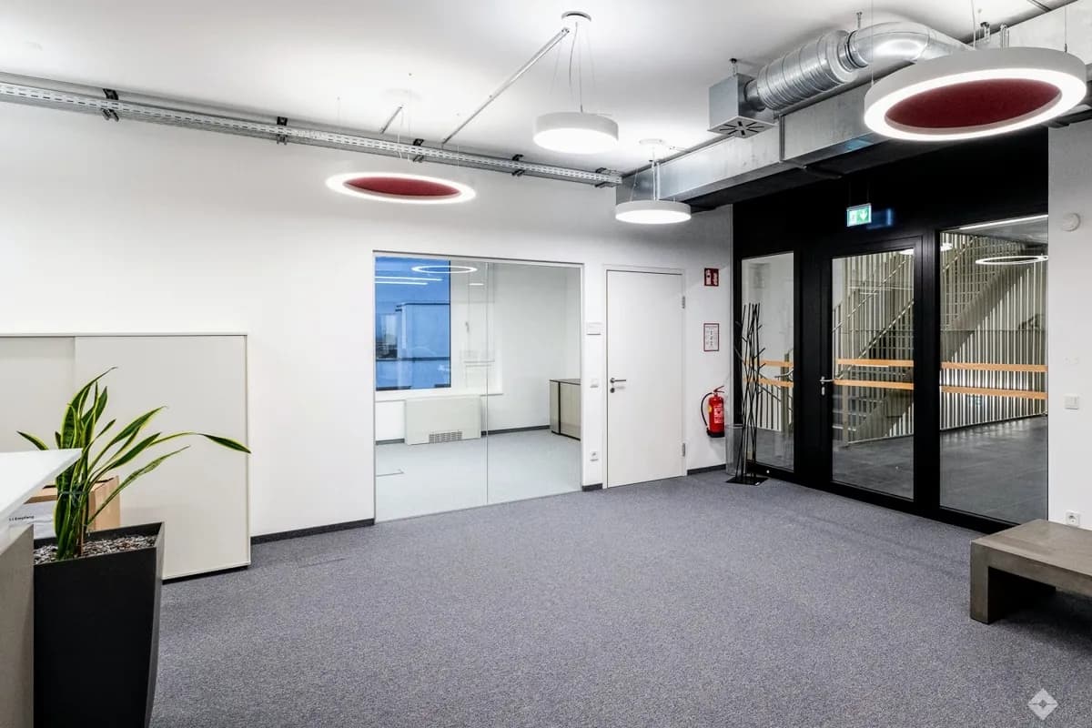 Gewerbeimmobilie mieten in Salzburg Stadt – 704 m², € 15.664 – Bild 6 von 8
