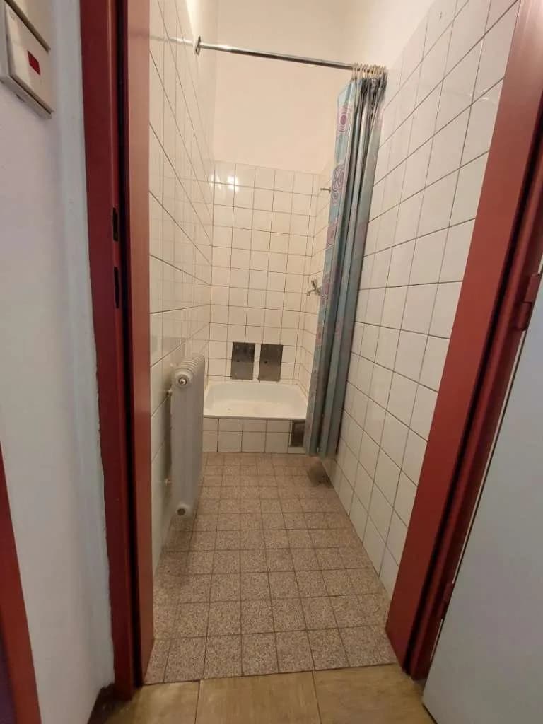 1-Zimmer-Gewerbeimmobilie mieten in Gmünd – 46 m², € 267 – Bild 6 von 8