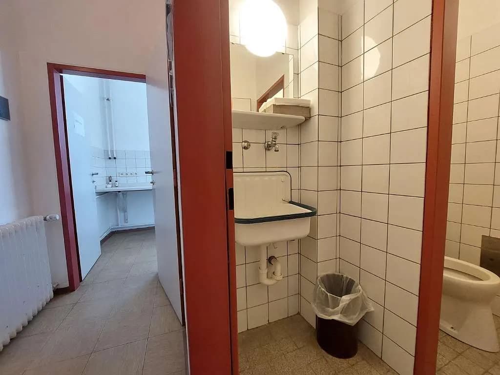 1-Zimmer-Gewerbeimmobilie mieten in Gmünd – 46 m², € 267 – Bild 8 von 8