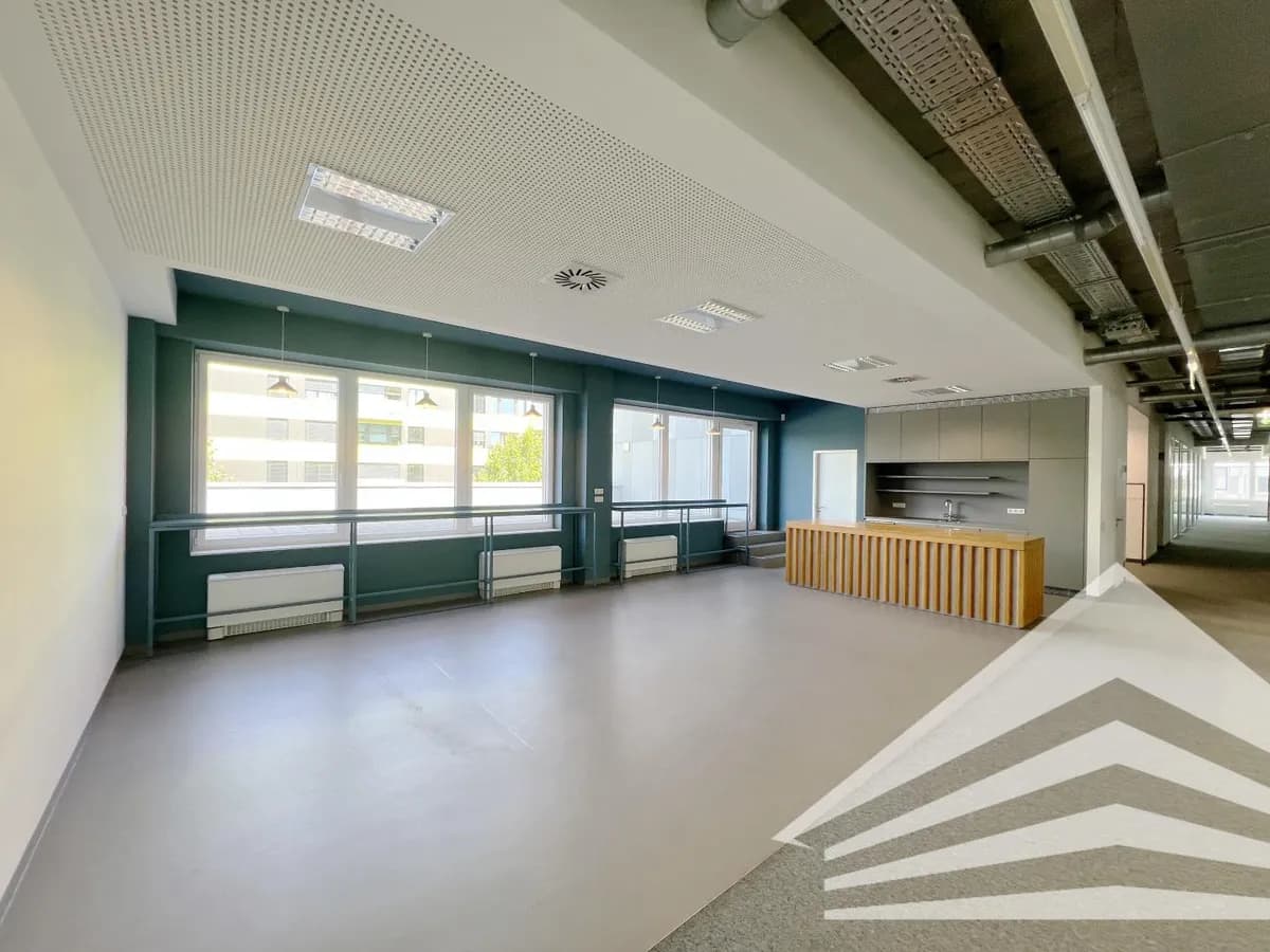 Gewerbeimmobilie mieten in Linz – 1 754 m², € 31.579 – Bild 8 von 13