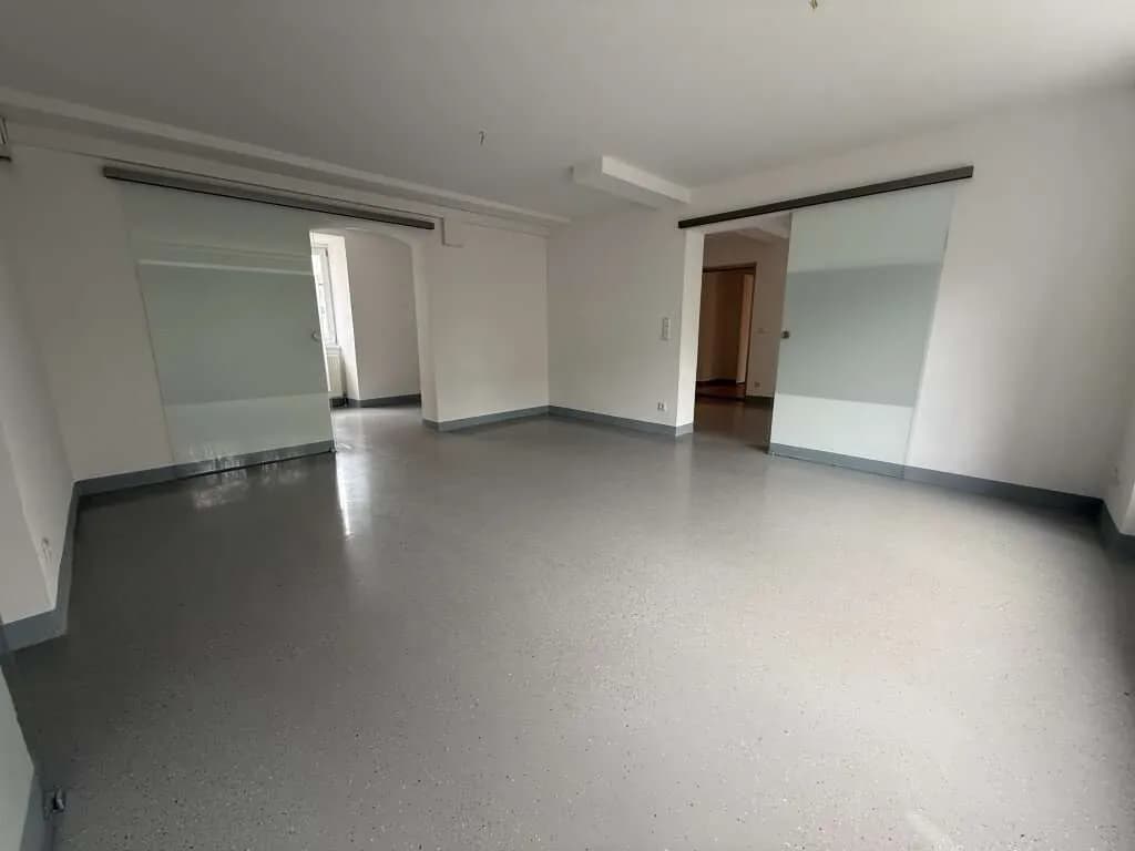 4-Zimmer-Gewerbeimmobilie mieten in Baden – 137 m², € 1.196 – Bild 4 von 9