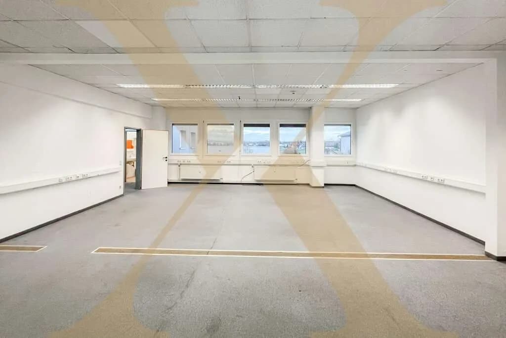 Gewerbeimmobilie mieten in Linz Land – 655 m², € 6.087