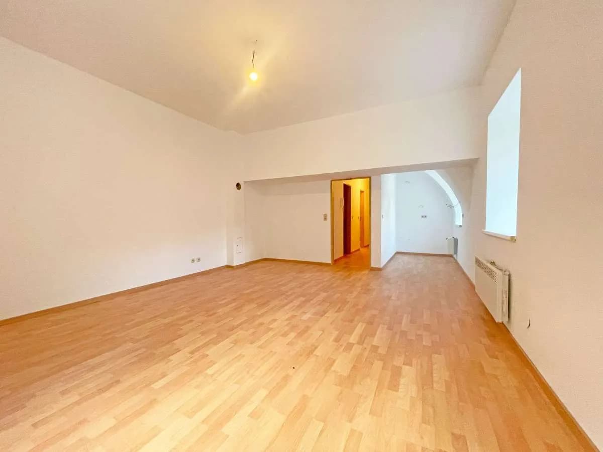 1-Zimmer-Wohnung mieten in Neunkirchen – 45,76 m², € 390 – Bild 4 von 10