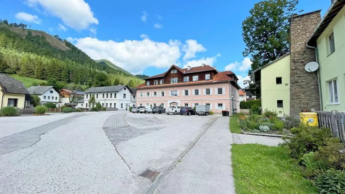 1-Zimmer-Wohnung mieten in Neunkirchen – 45,76 m², € 390 – Bild 9 von 10