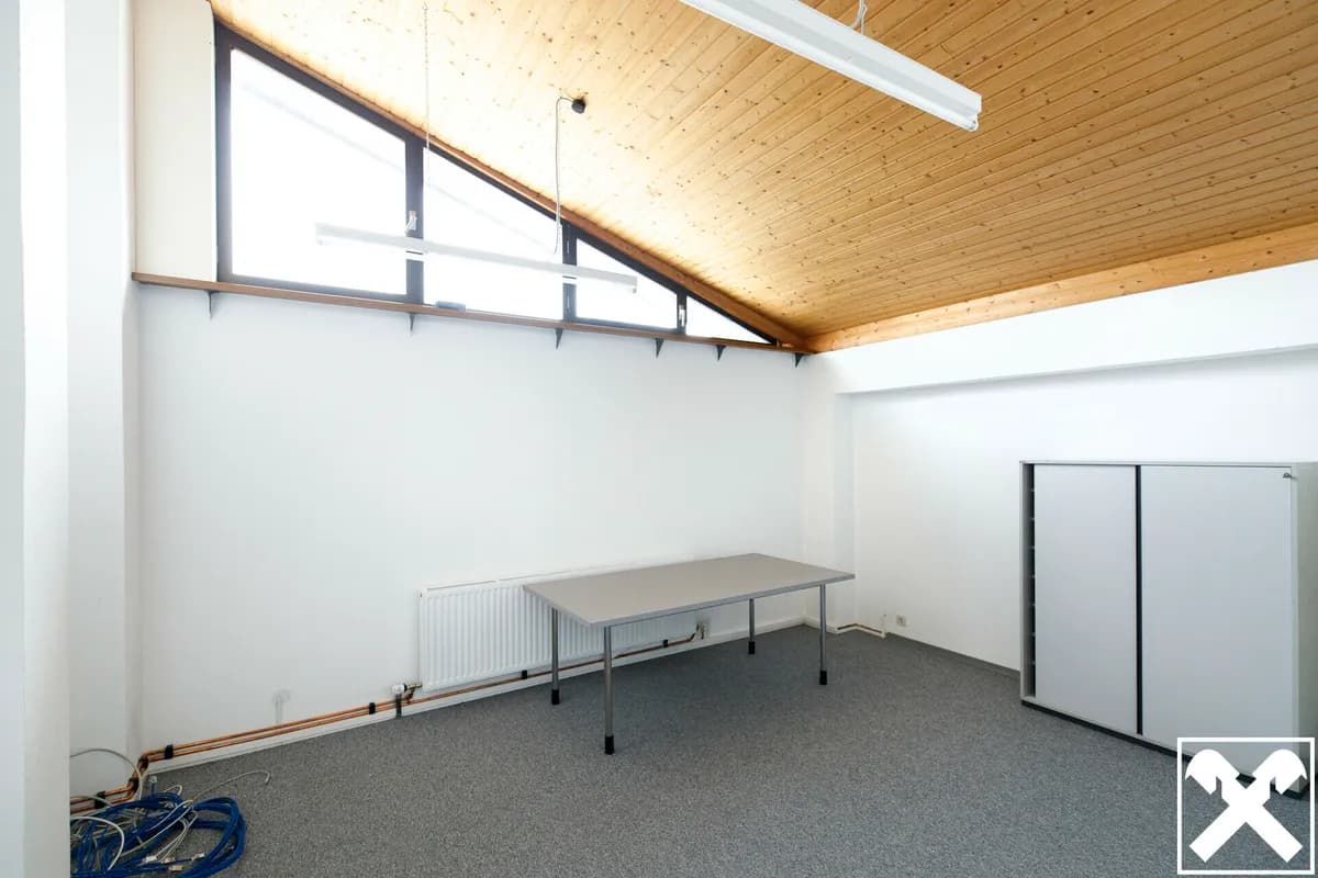 2-Zimmer-Gewerbeimmobilie mieten in Vöcklabruck – 84 m², € 790 – Bild 5 von 12