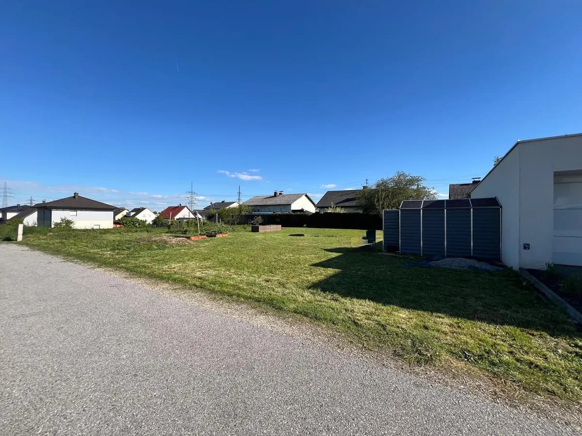 Grundstück kaufen in Linz Land – 688 m², € 250.000 – Bild 2 von 2