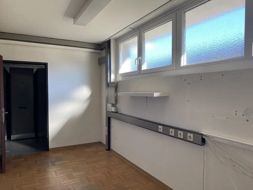 4-Zimmer-Gewerbeimmobilie mieten in Oberwart – 112 m², € 896 – Bild 8 von 18