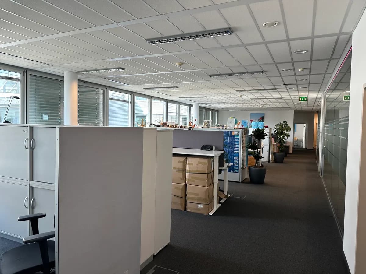 Gewerbeimmobilie mieten in Wien – 1 565 m², € 17 – Bild 13 von 14
