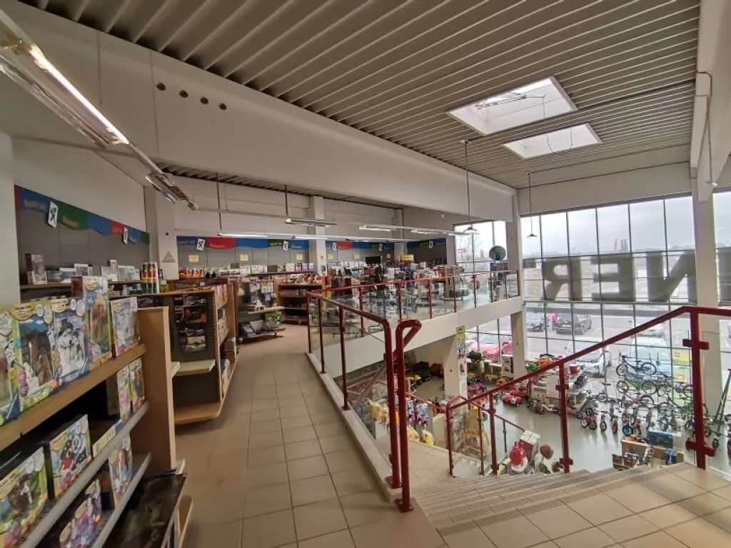 Gewerbeimmobilie mieten in Eisenstadt – 472 m², € 9