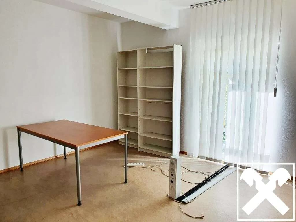 5-Zimmer-Gewerbeimmobilie mieten in Gmunden – 163 m², € 10 – Bild 5 von 7