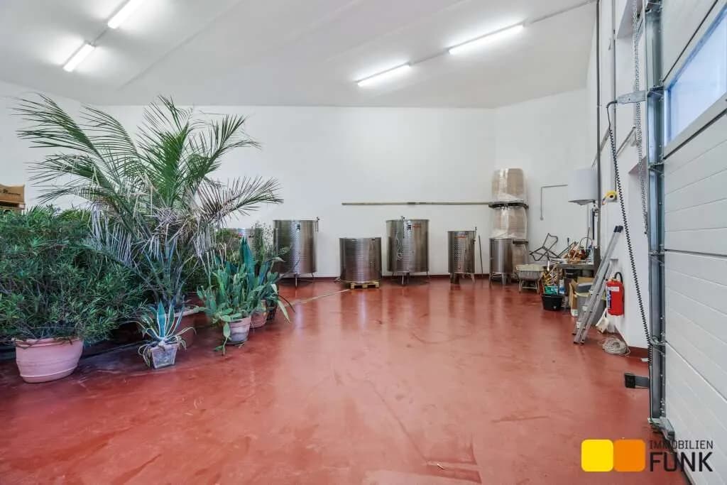 Immobilie kaufen in Güssing – 377 m², € 984.000 – Bild 22 von 45