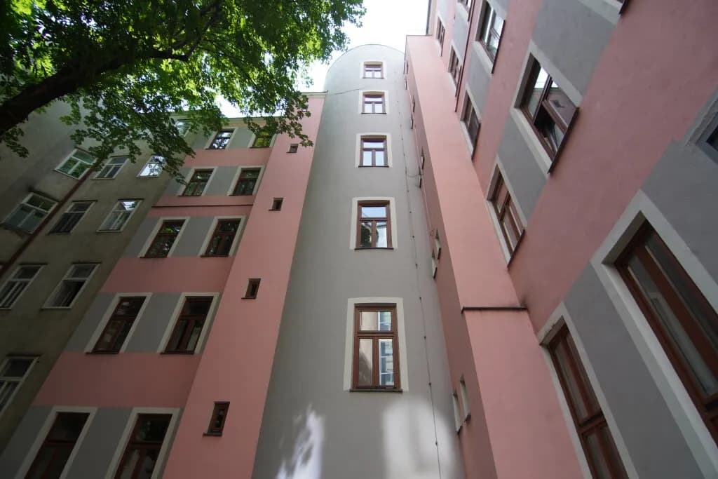 Wohnung kaufen in Wien – 94,79 m², € 180.000 – Bild 3 von 3