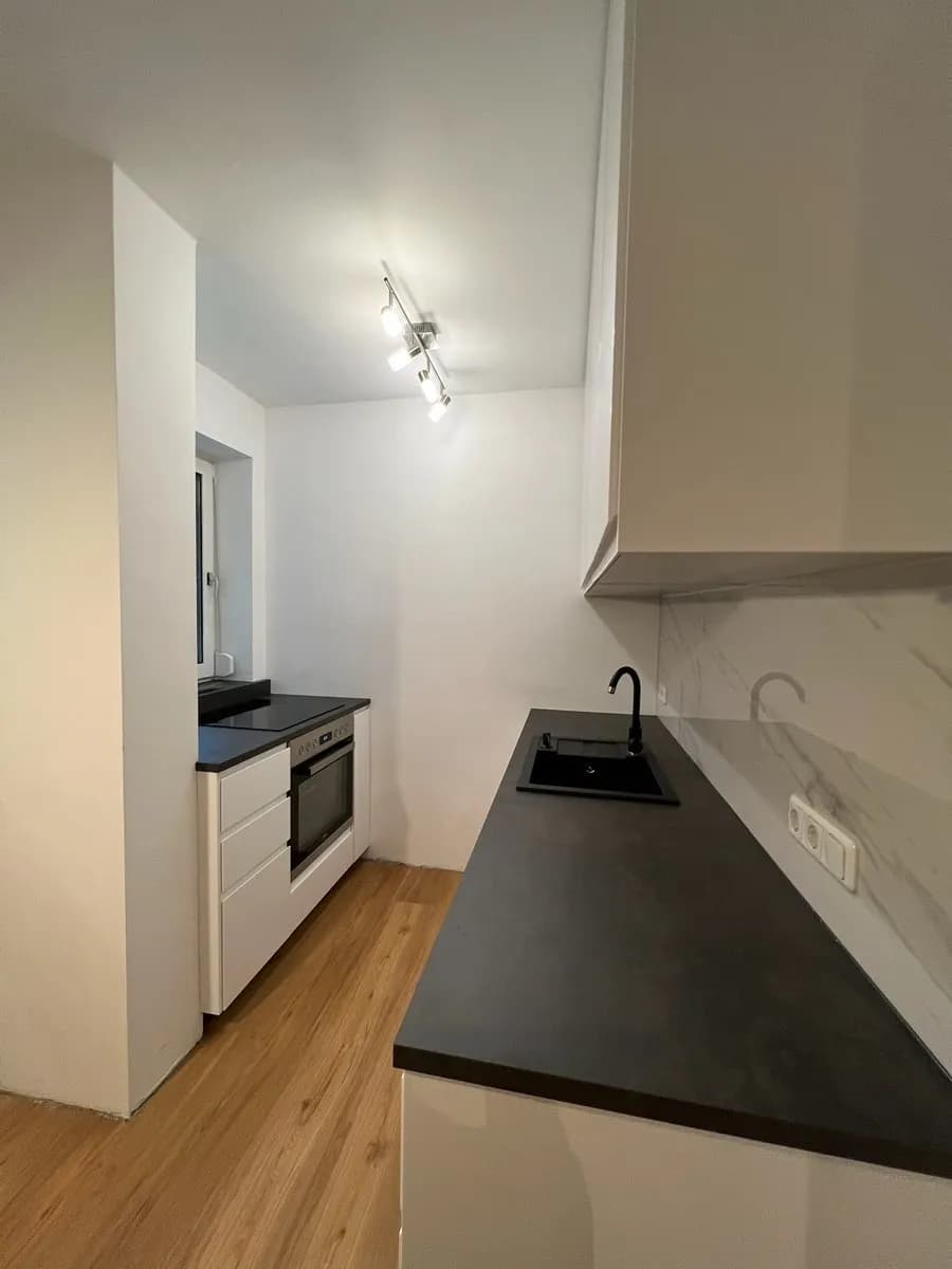 1-Zimmer-Wohnung mieten in Linz – 29 m², € 590 – Bild 2 von 8