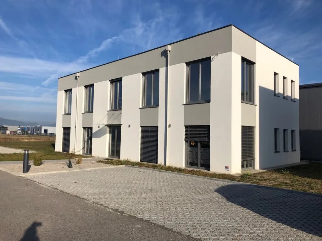1-Zimmer-Gewerbeimmobilie mieten in Baden – 30 m², € 423 – Bild 11 von 13