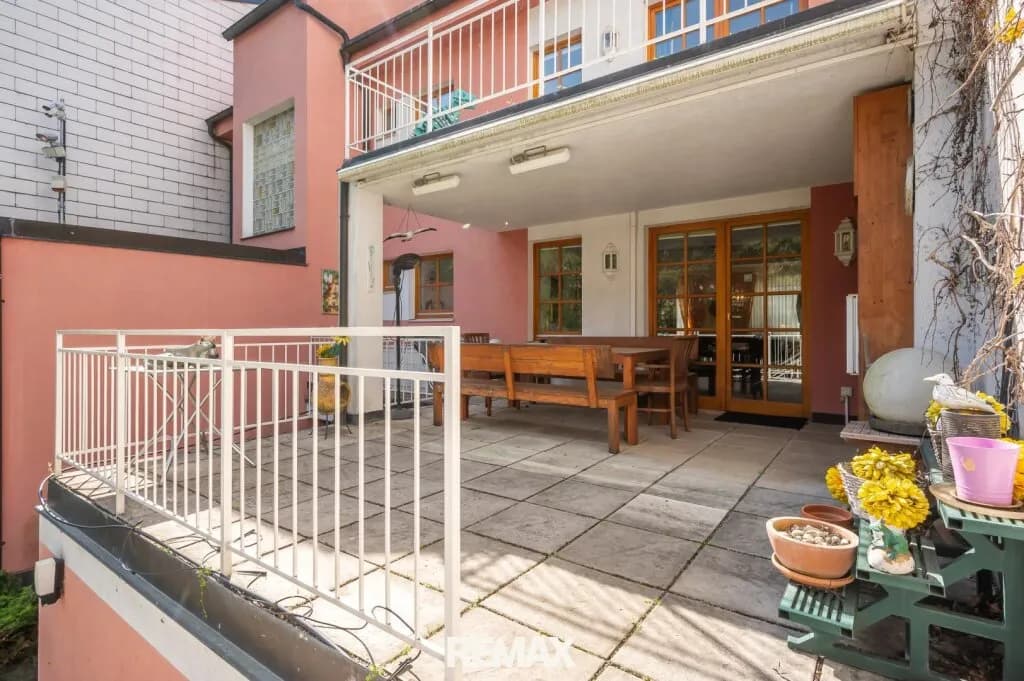 10-Zimmer-Haus mieten in Korneuburg – 300 m², € 3.200 – Bild 4 von 29