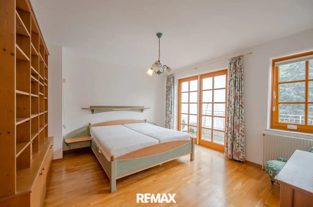 10-Zimmer-Haus mieten in Korneuburg – 300 m², € 3.200 – Bild 11 von 29