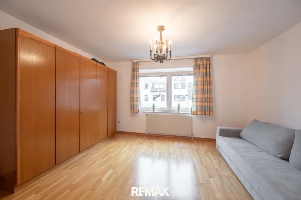 10-Zimmer-Haus mieten in Korneuburg – 300 m², € 3.200 – Bild 15 von 29