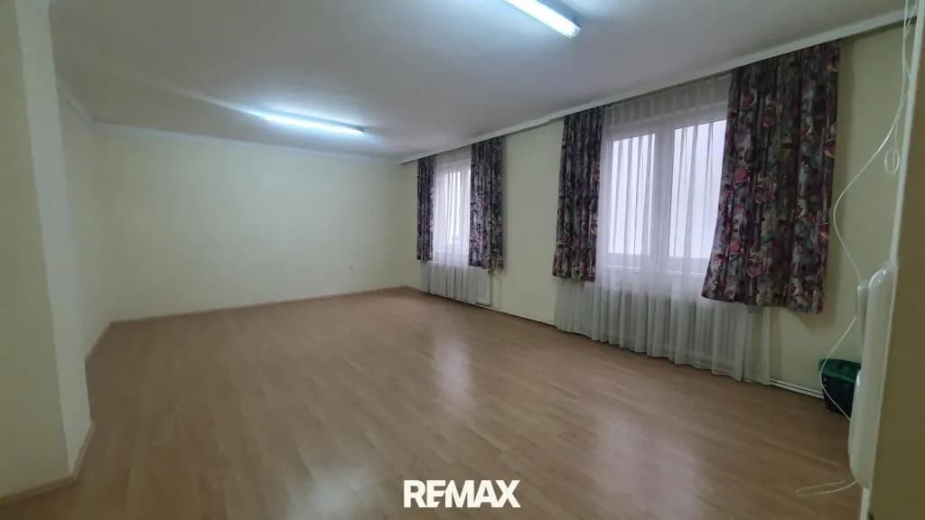 Gewerbeimmobilie mieten in Neusiedl am See – 130 m², € 880 – Bild 4 von 5