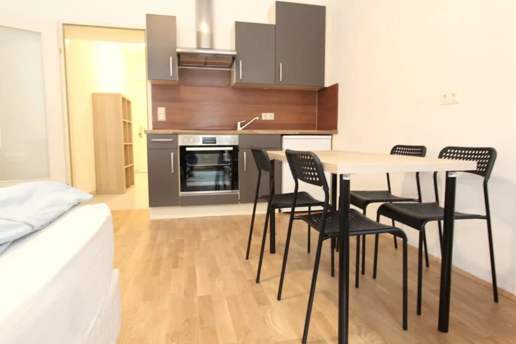 1-Zimmer-Wohnung mieten in Wien – 29 m², € 940