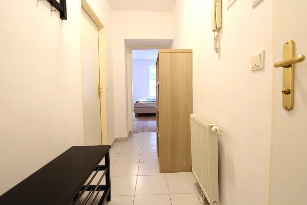 1-Zimmer-Wohnung mieten in Wien – 29 m², € 940 – Bild 2 von 9