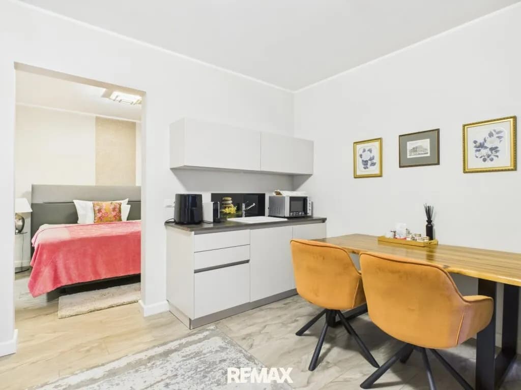 7-Zimmer-Haus kaufen in Gänserndorf – 220 m², € 649.000
