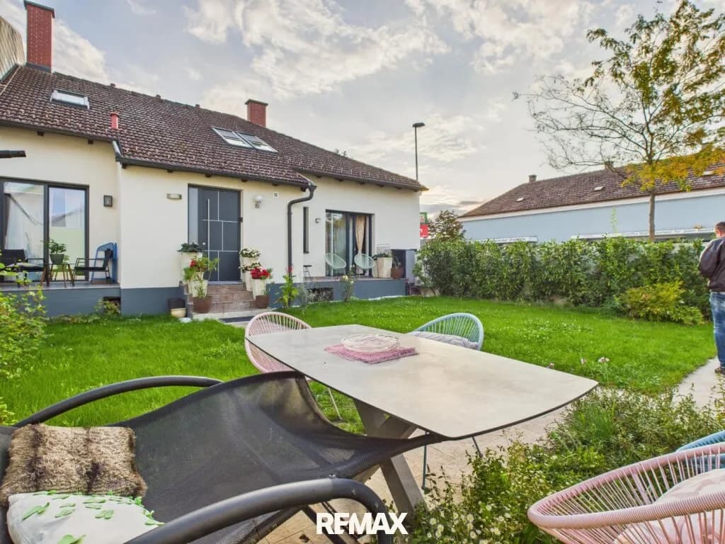 7-Zimmer-Haus kaufen in Gänserndorf – 220 m², € 649.000 – Bild 2 von 24