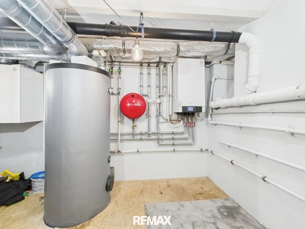 7-Zimmer-Haus kaufen in Gänserndorf – 220 m², € 649.000 – Bild 19 von 24