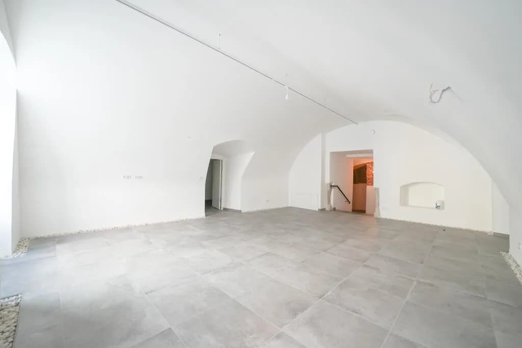 3-Zimmer-Gewerbeimmobilie mieten in Wels – 85 m², € 611 – Bild 5 von 11
