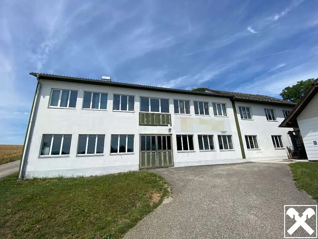 Immobilie mieten in Wels-Land – 560 m², € 2.310