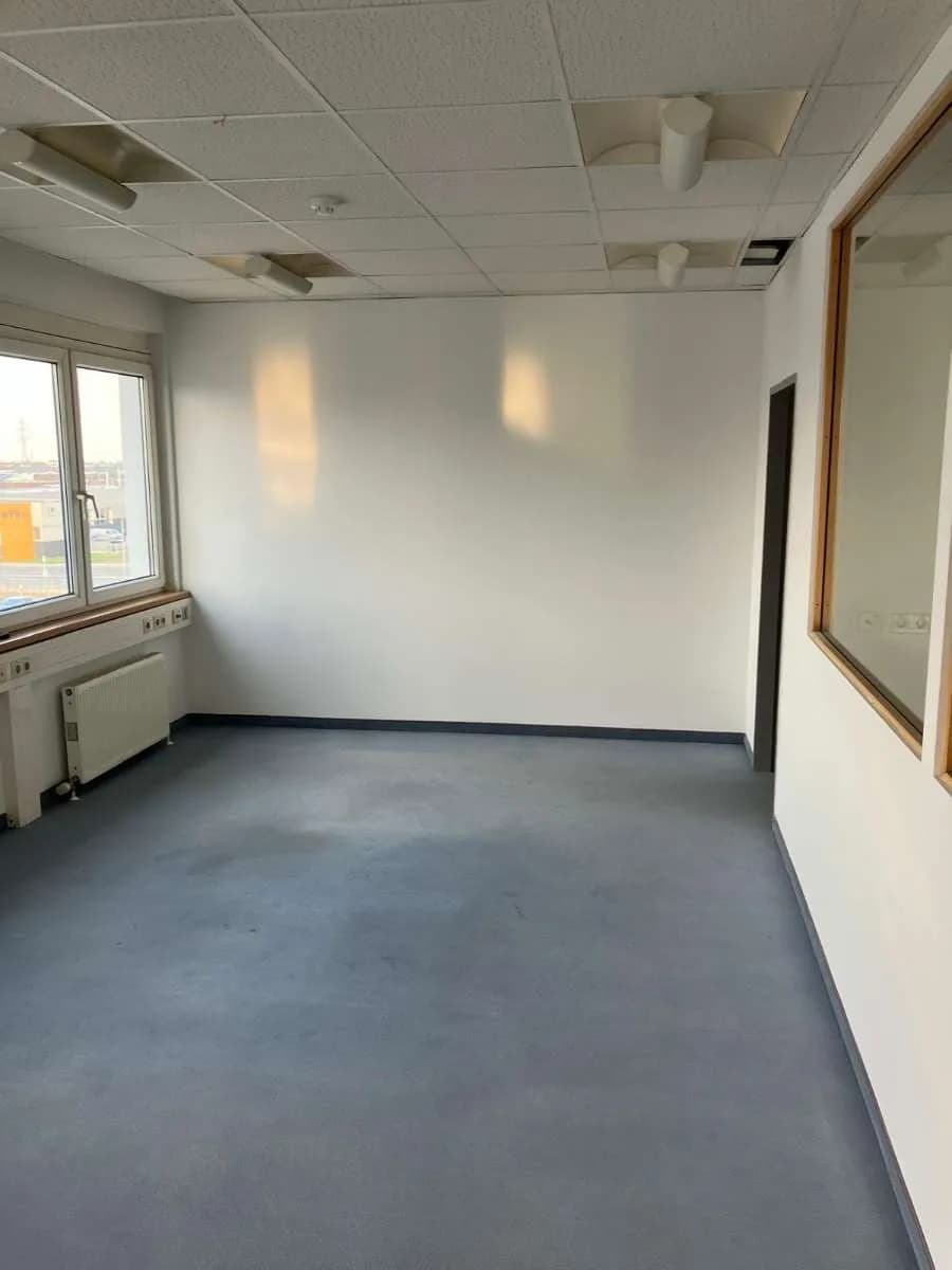 Gewerbeimmobilie mieten in Mödling – 268 m², € 3.377 – Bild 5 von 9