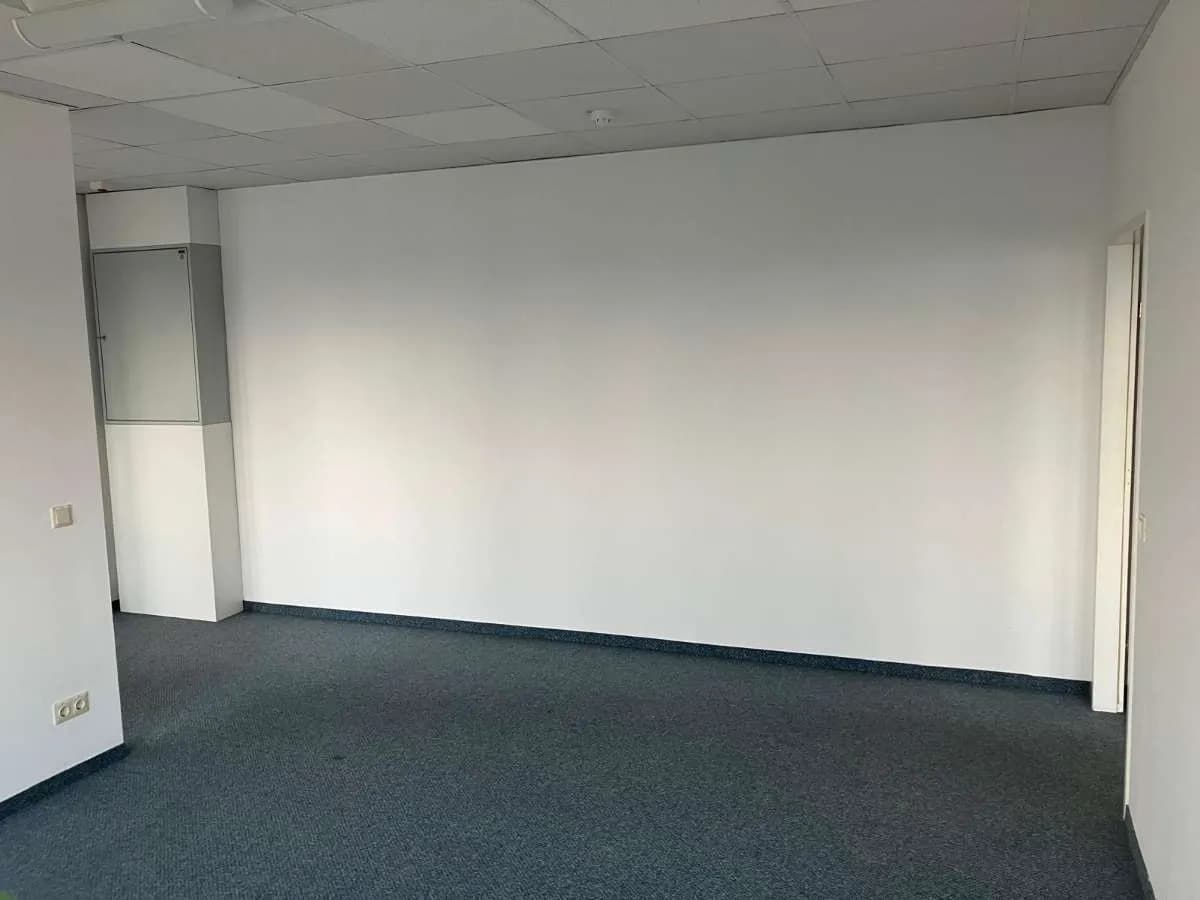 Gewerbeimmobilie mieten in Mödling – 87 m², € 1.102 – Bild 10 von 13