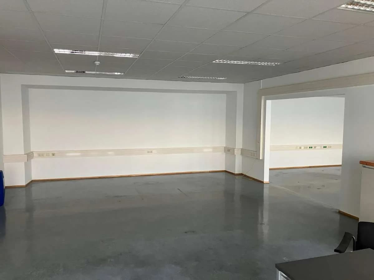 Gewerbeimmobilie mieten in Mödling – 200 m², € 2.515 – Bild 10 von 21