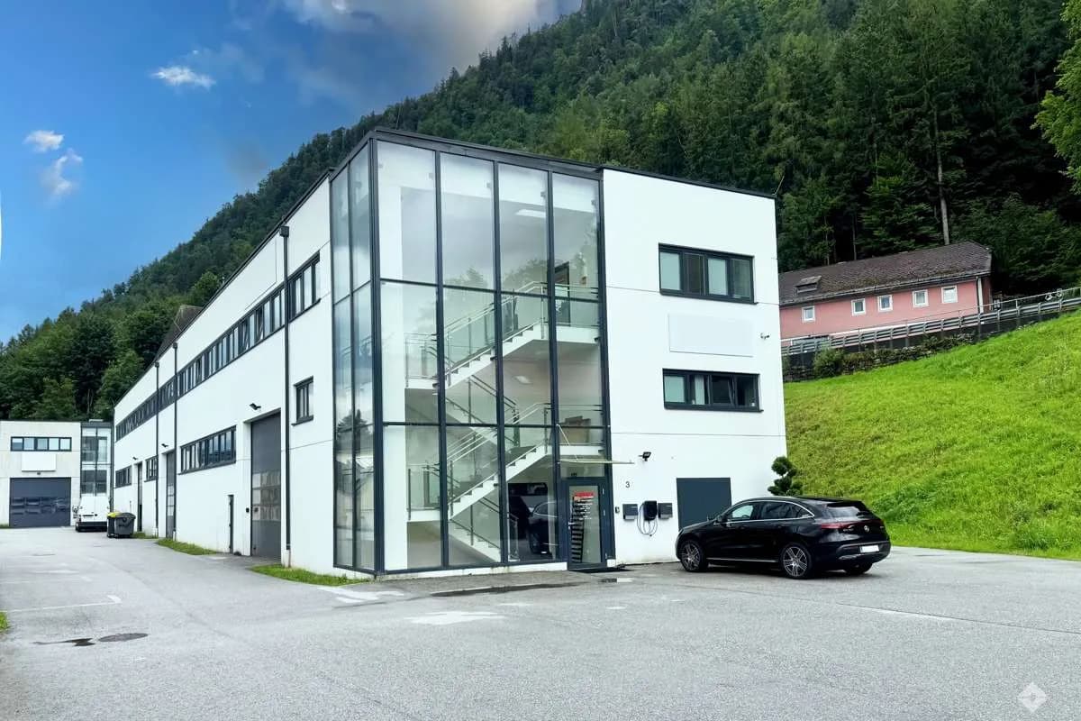 Gewerbeimmobilie mieten in Hallein – 181 m², € 2.078 – Bild 2 von 7