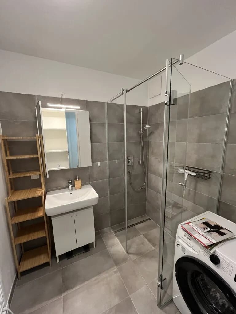 Wohnung mieten in Wien – 45 m², € 896 – Bild 2 von 8