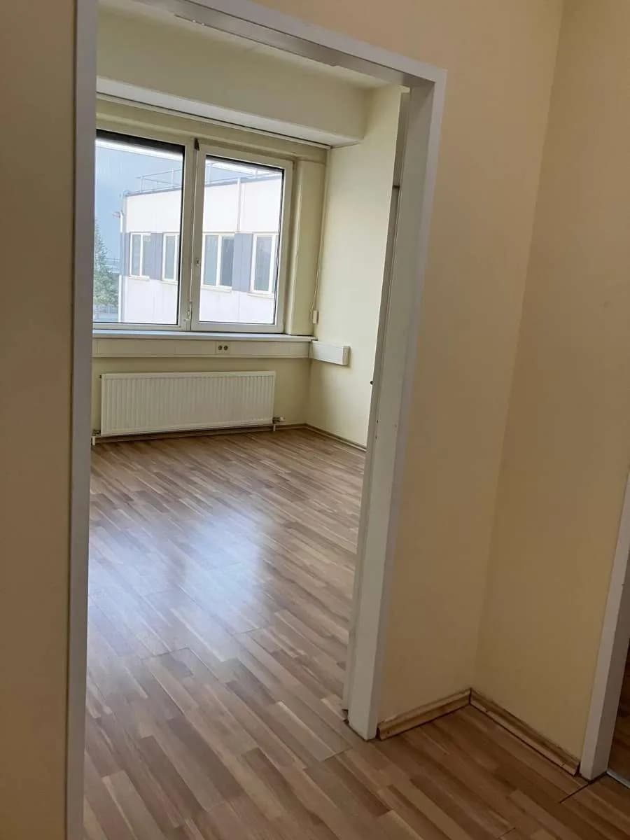 Gewerbeimmobilie mieten in Mödling – 113 m², € 1.422 – Bild 7 von 13