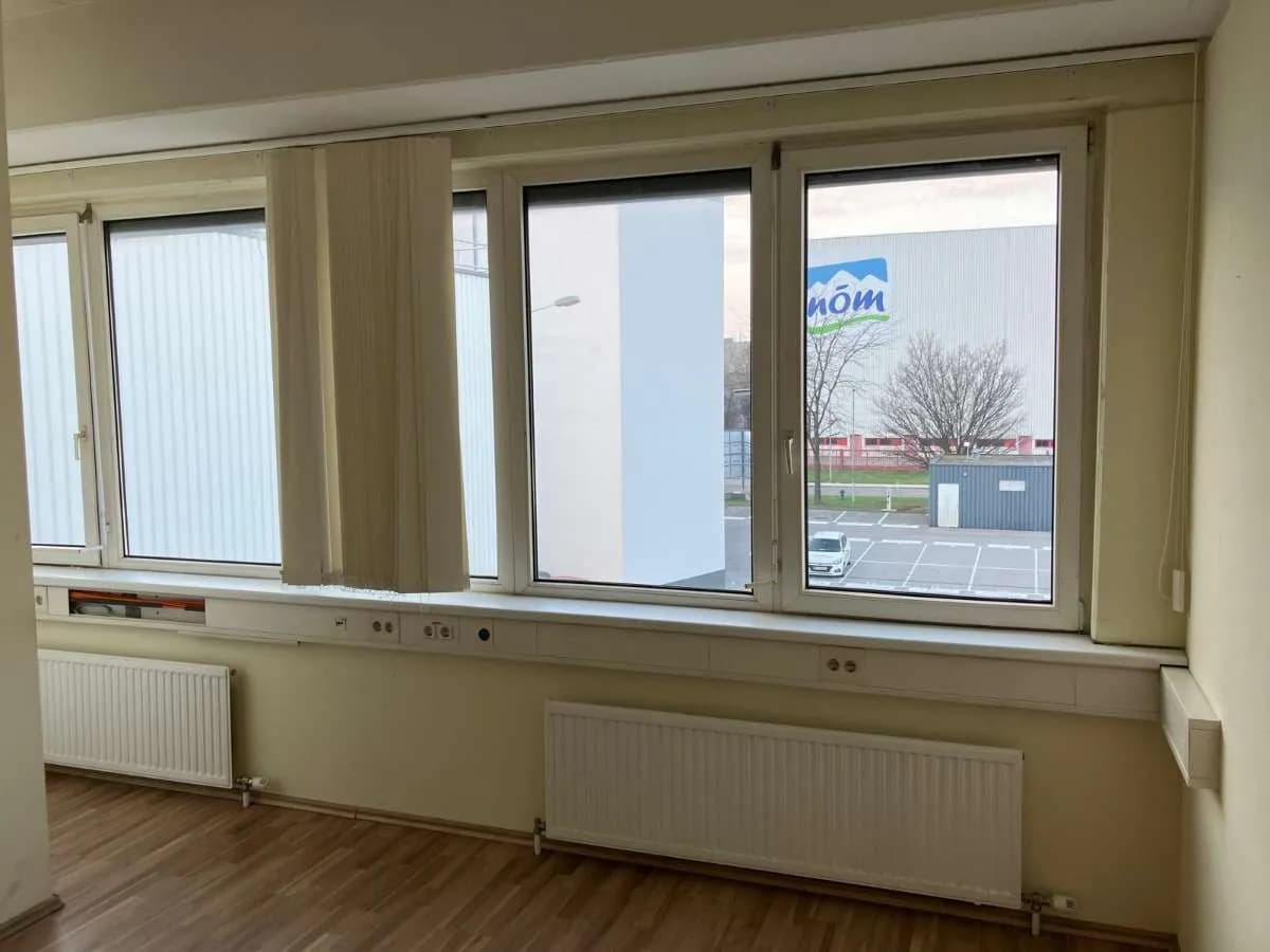 Gewerbeimmobilie mieten in Mödling – 113 m², € 1.422 – Bild 10 von 13