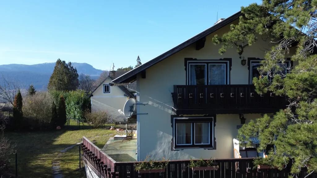 8-Zimmer-Haus kaufen in Neunkirchen – 174 m², € 279.000