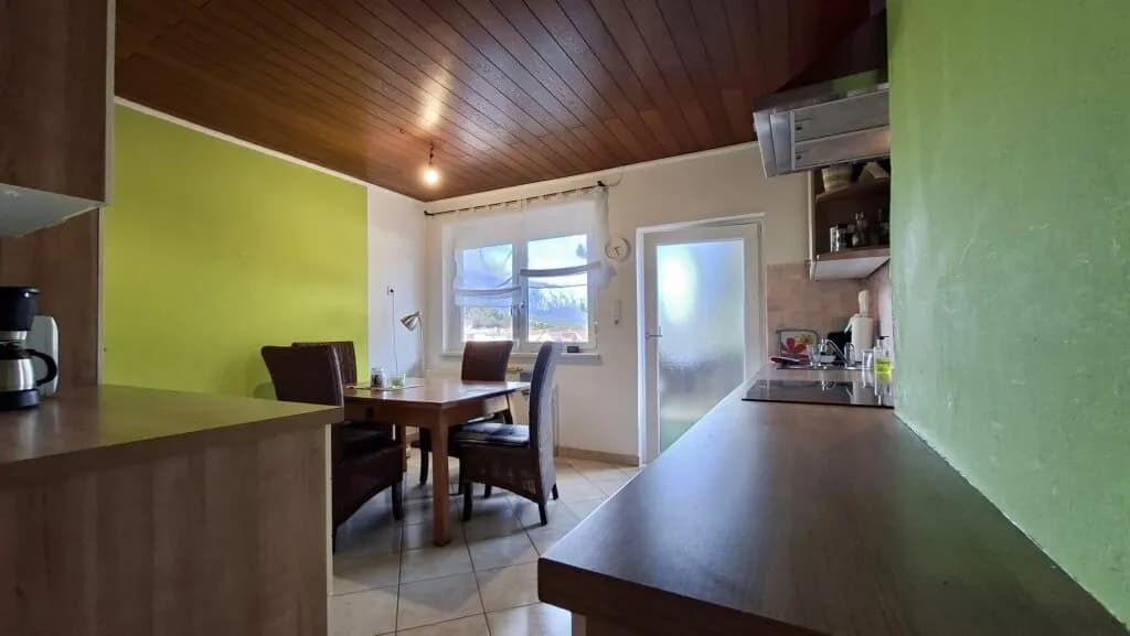 8-Zimmer-Haus kaufen in Neunkirchen – 174 m², € 279.000 – Bild 9 von 35