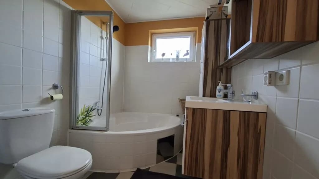 8-Zimmer-Haus kaufen in Neunkirchen – 174 m², € 279.000 – Bild 15 von 35