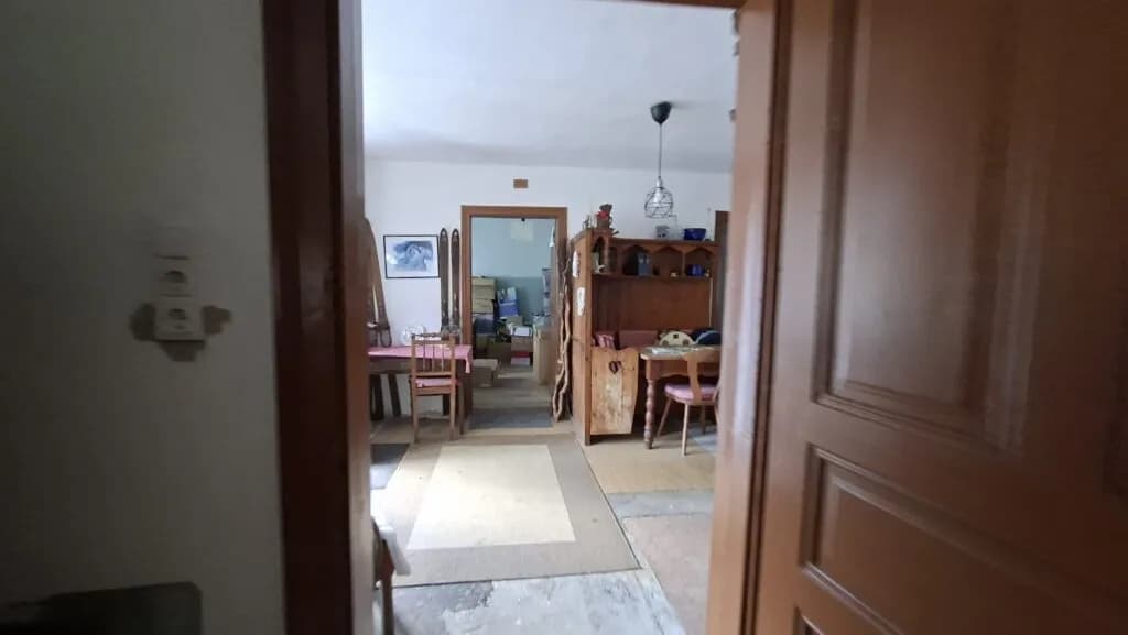 8-Zimmer-Haus kaufen in Neunkirchen – 174 m², € 279.000 – Bild 24 von 35