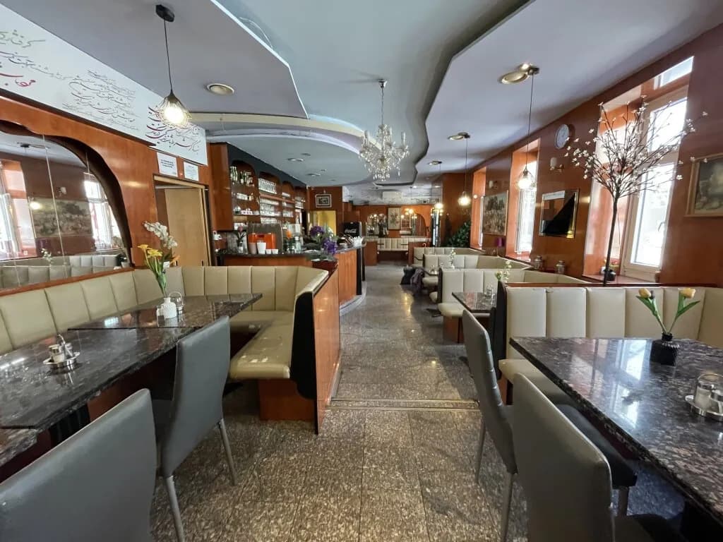 2-Zimmer-Gewerbeimmobilie mieten in Wien – 125 m², € 2.800